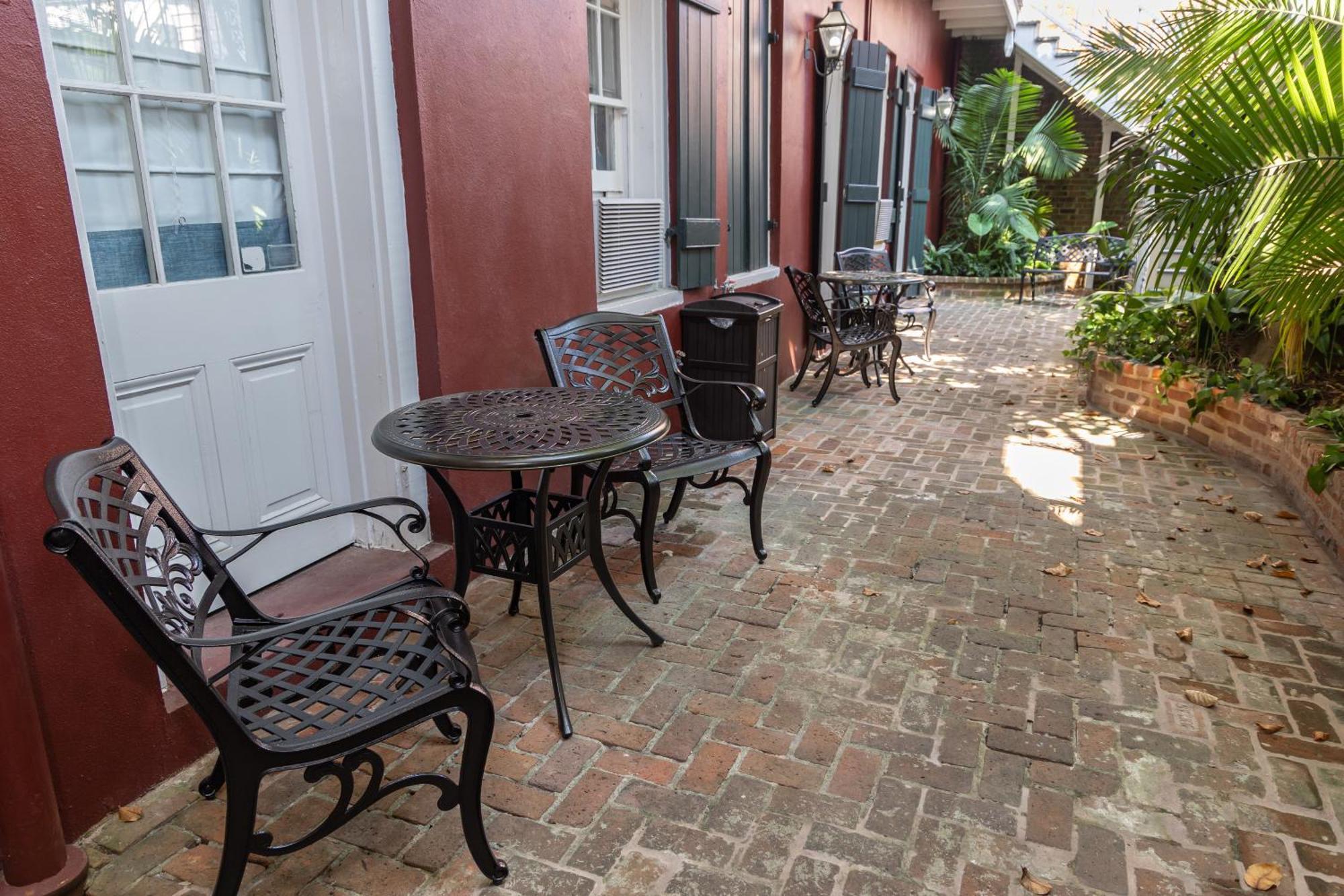 Inn On St. Peter, A French Quarter Guest Houses Property New Orleans Bagian luar foto